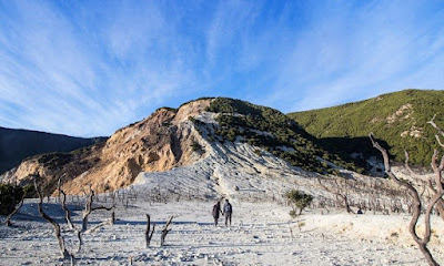 10 Tempat Wisata Alam Terbaik di Bandung untuk Liburan Anda